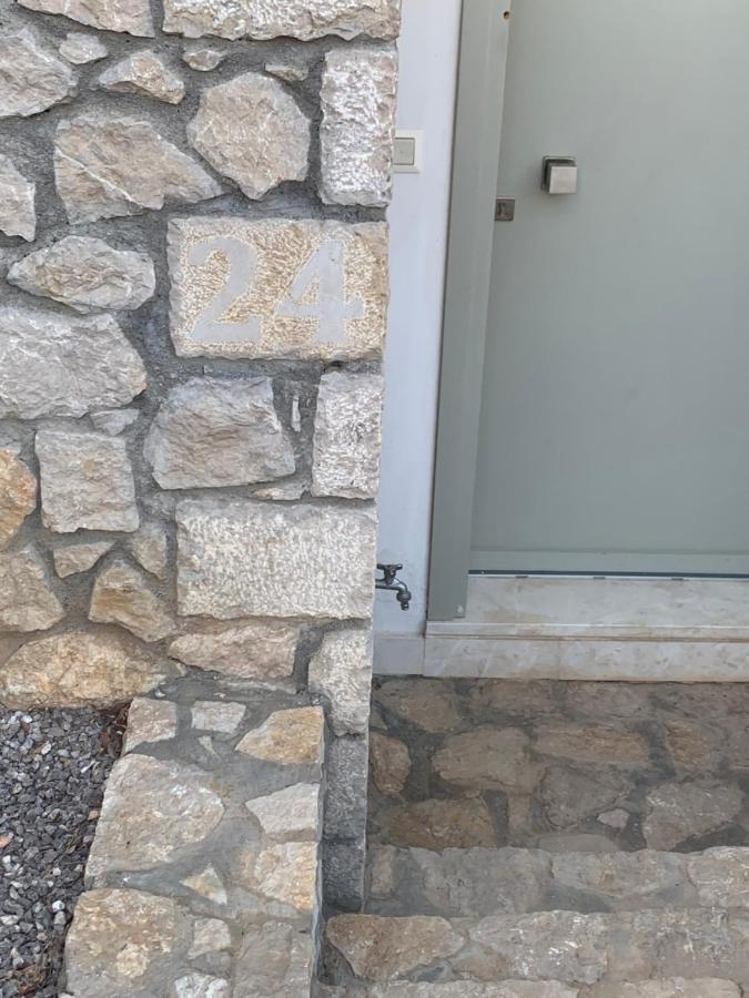 Caldera Blue Apartment Aliki  Bagian luar foto